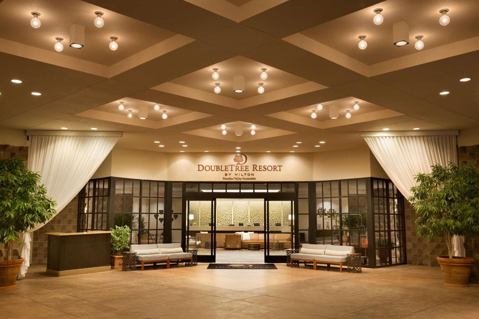Doubletree By Hilton Paradise Valley Resort Scottsdale Exterior photo